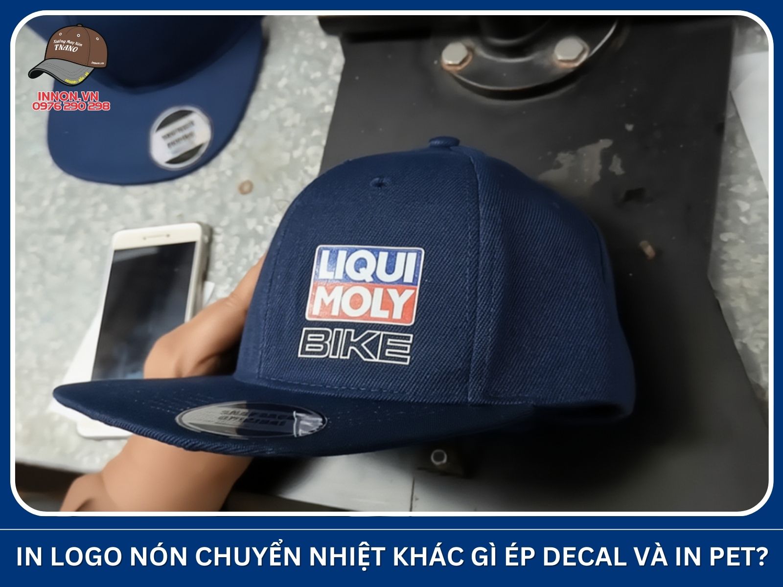 In logo nón chuyển nhiệt khác gì ép decal và in PET?